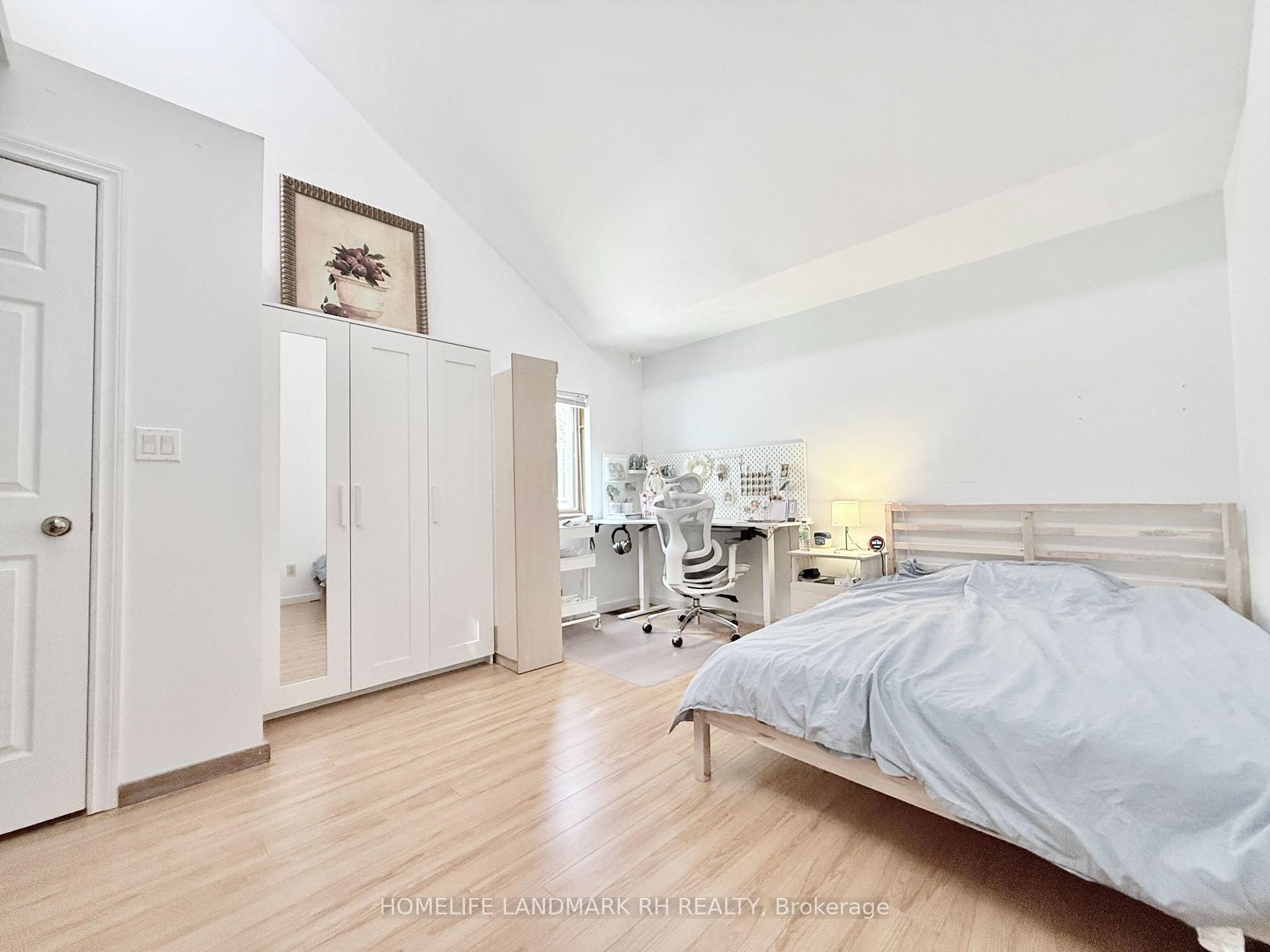 Photo 18 of Unit Unit 1, 27 East Drive, Markham, Unionville — HOMEH