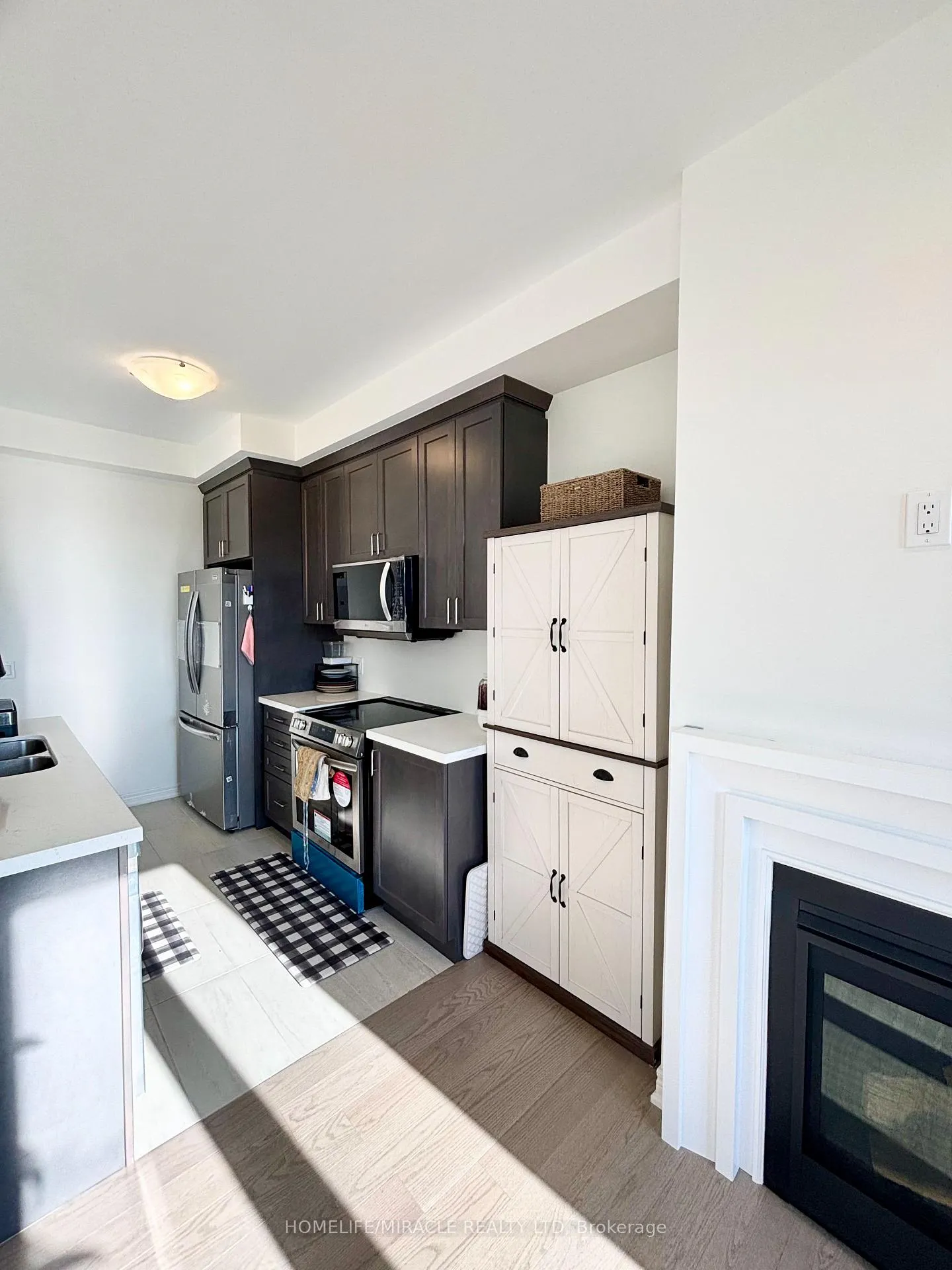 Photo 8 of 103 Picardy Drive, Hamilton, Stoney Creek Mountain — HOMEH