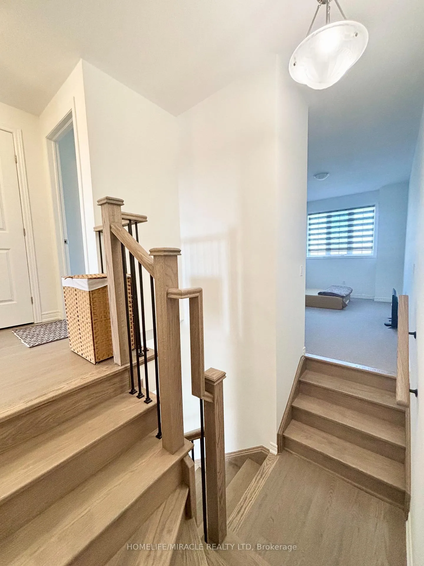 Photo 18 of 103 Picardy Drive, Hamilton, Stoney Creek Mountain — HOMEH