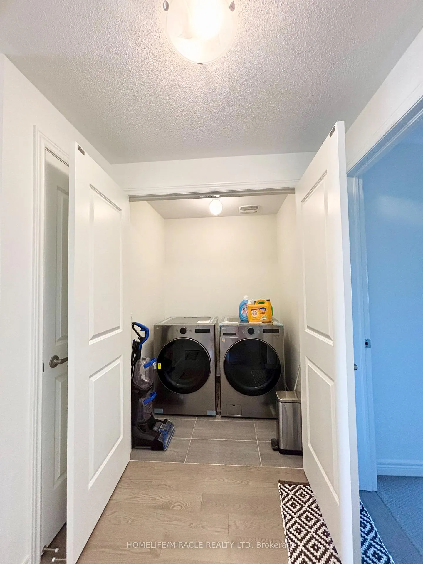 Photo 22 of 103 Picardy Drive, Hamilton, Stoney Creek Mountain — HOMEH