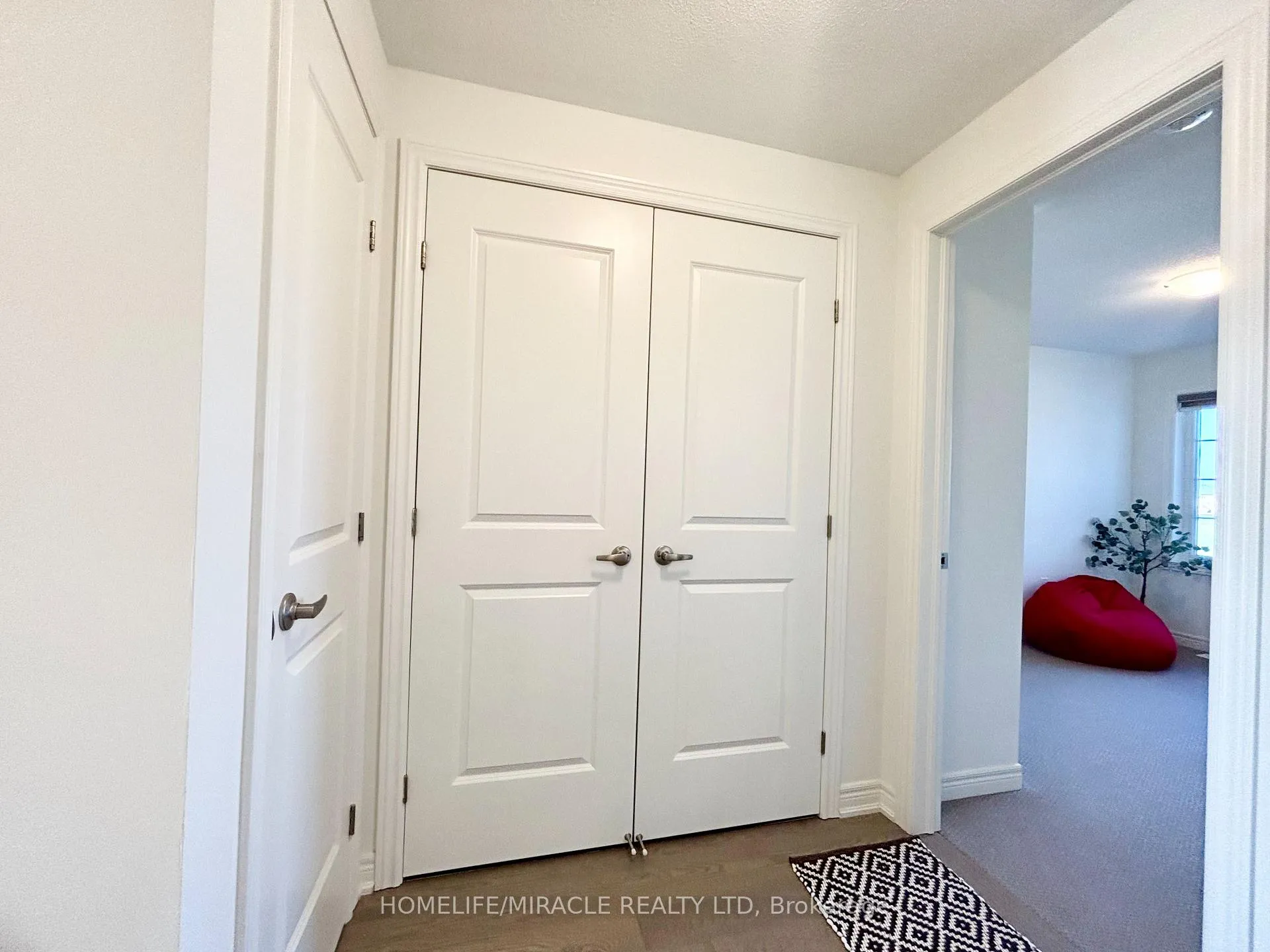 Photo 23 of 103 Picardy Drive, Hamilton, Stoney Creek Mountain — HOMEH