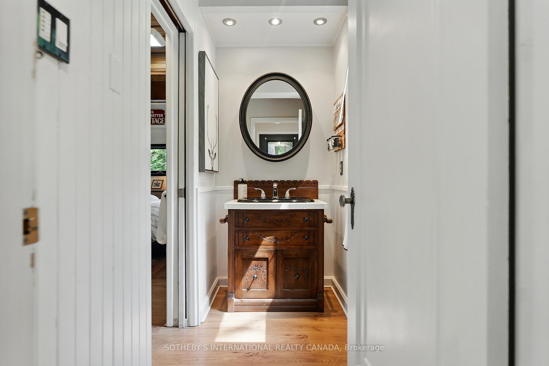 Photo 17 of 1050 Cobble Rose Lane, Minden Hills, Lutterworth — HOMEH