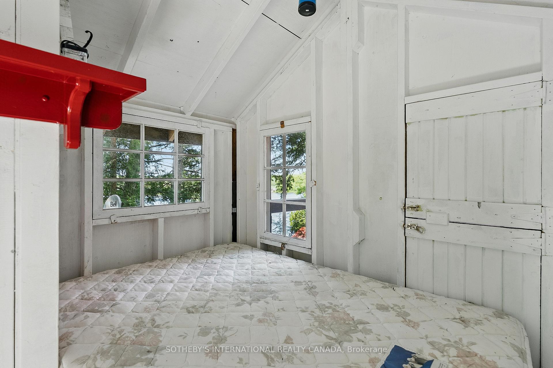 Photo 23 of 1050 Cobble Rose Lane, Minden Hills, Lutterworth — HOMEH