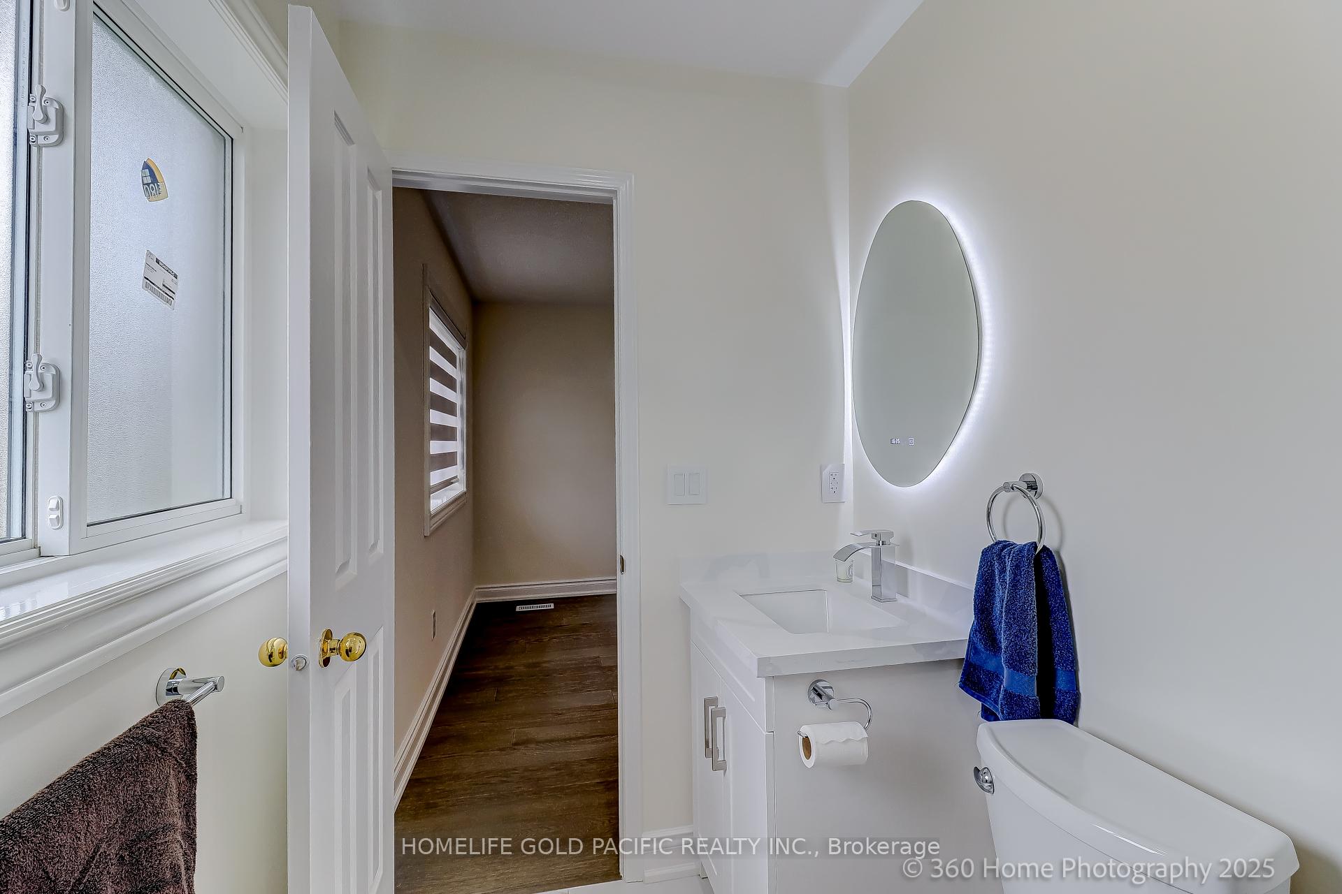 Photo 15 of 17 Mccaul Street, Markham, Berczy — HOMEH