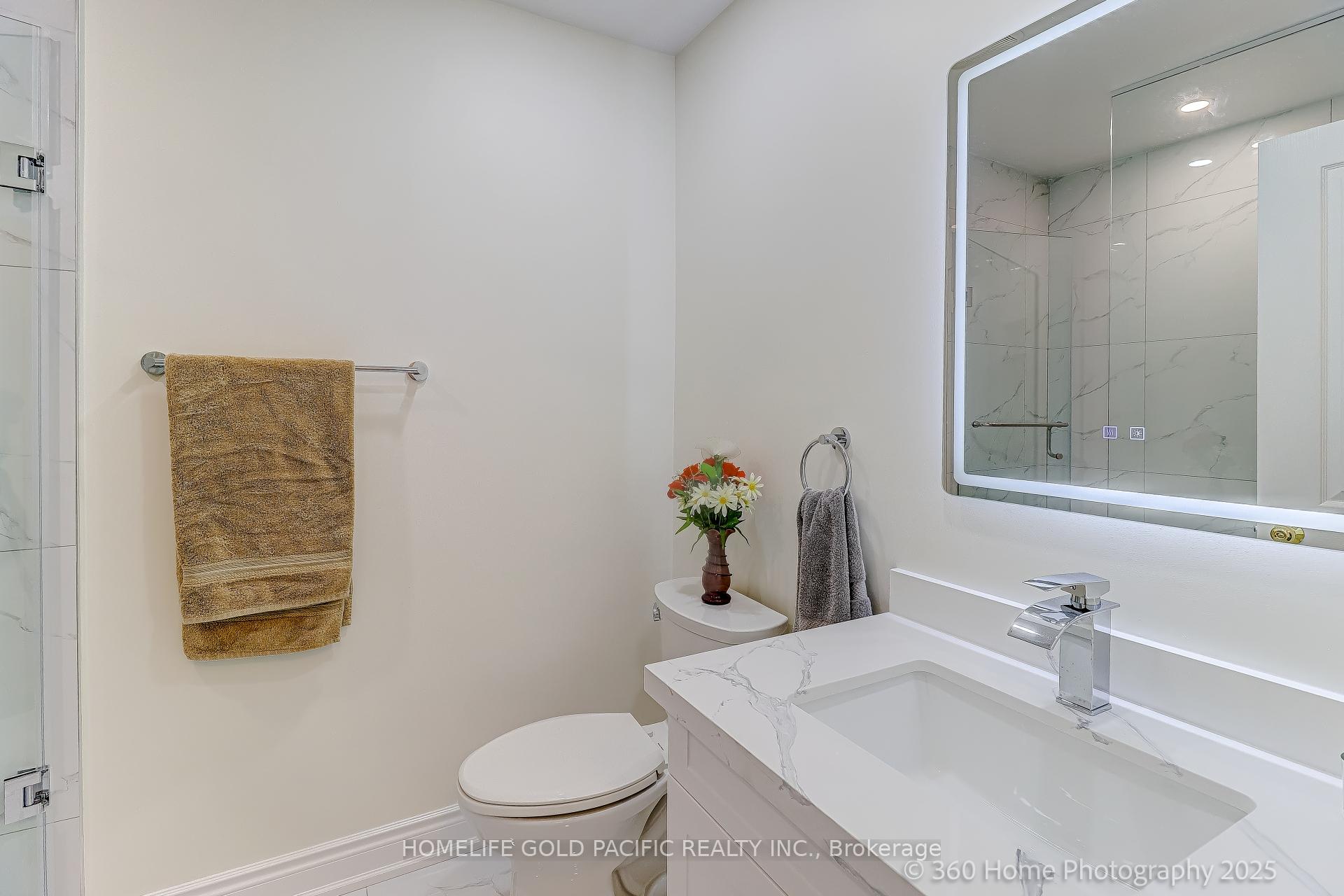 Photo 20 of 17 Mccaul Street, Markham, Berczy — HOMEH