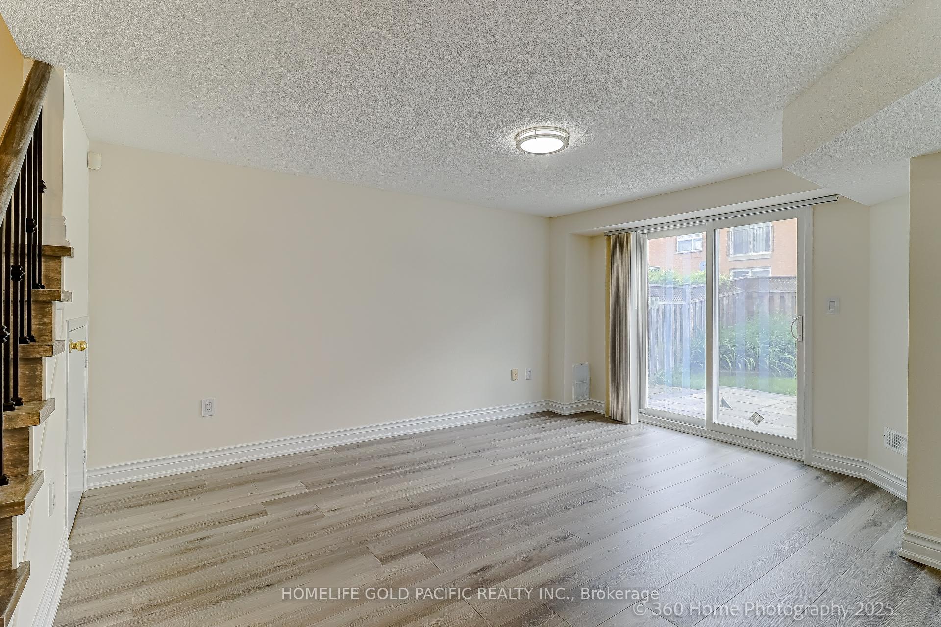 Photo 22 of 17 Mccaul Street, Markham, Berczy — HOMEH