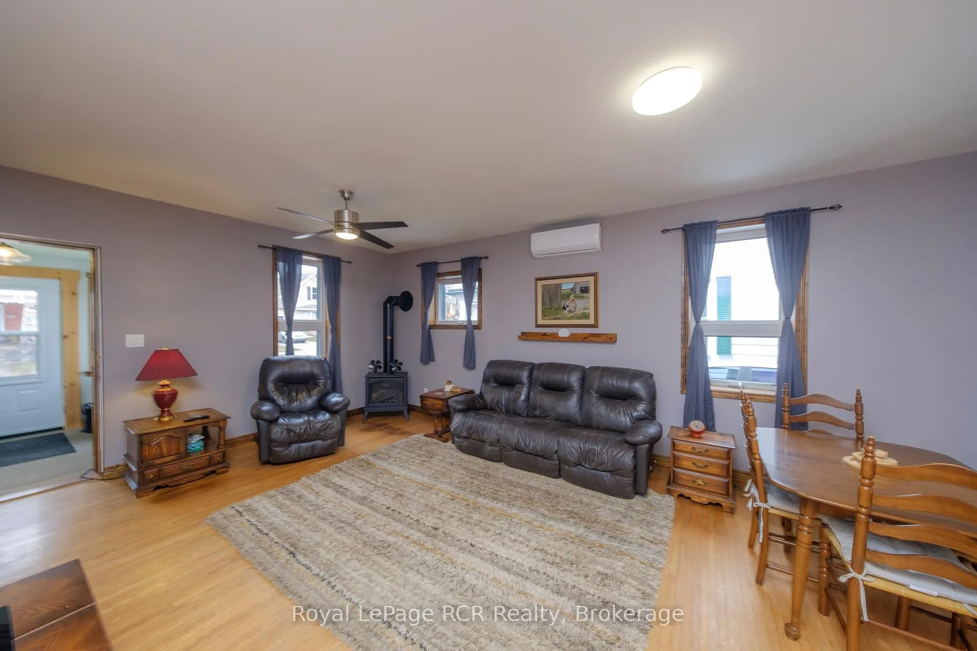 Photo 4 of 524 Rose Street, Huron-Kinloss, Lucknow — HOMEH