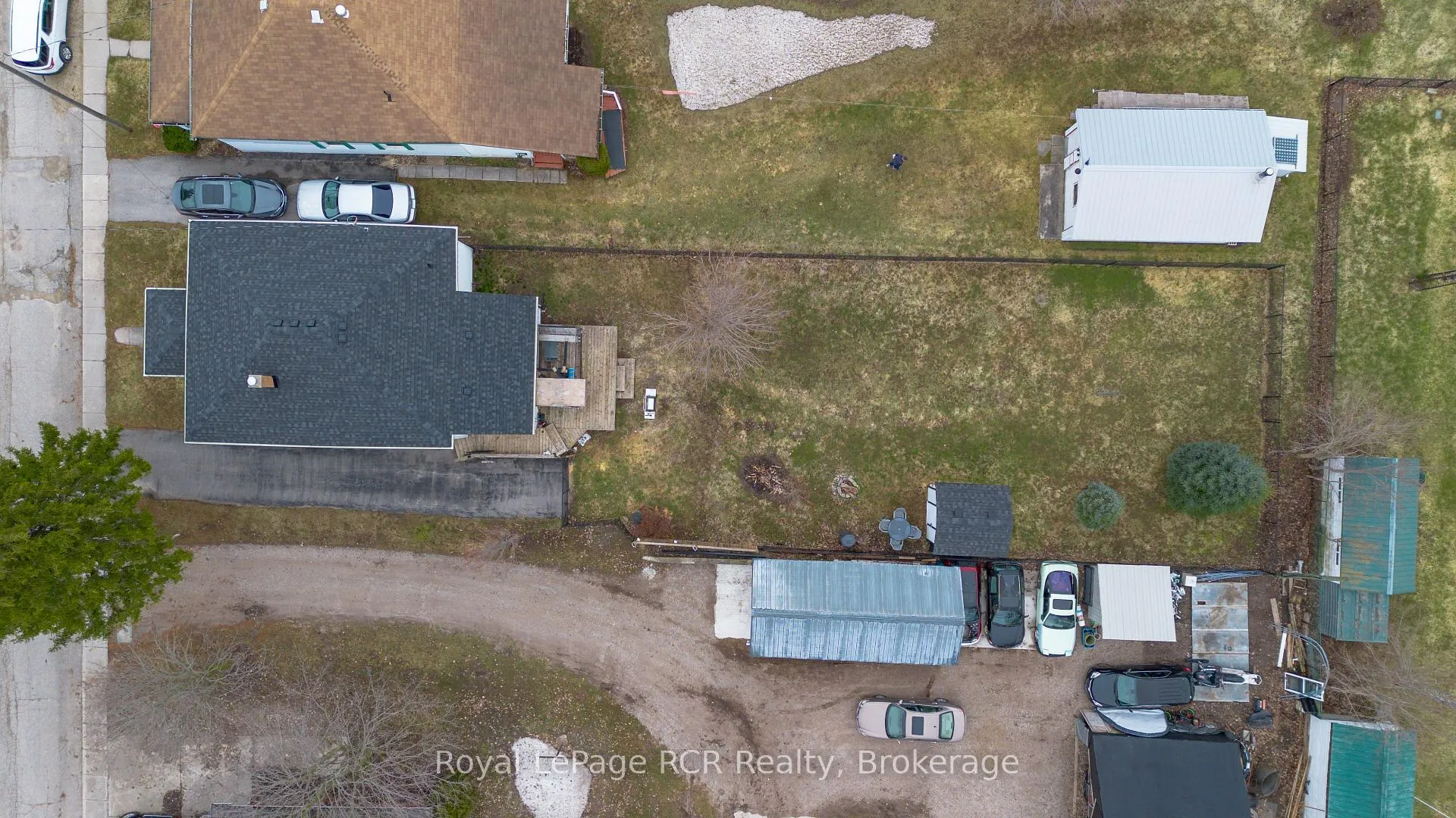 Photo 12 of 524 Rose Street, Huron-Kinloss, Lucknow — HOMEH