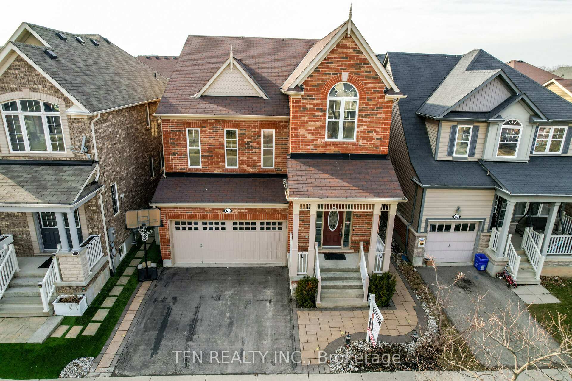 Photo 1 of 327 Pringle Avenue, Milton, Scott — HOMEH