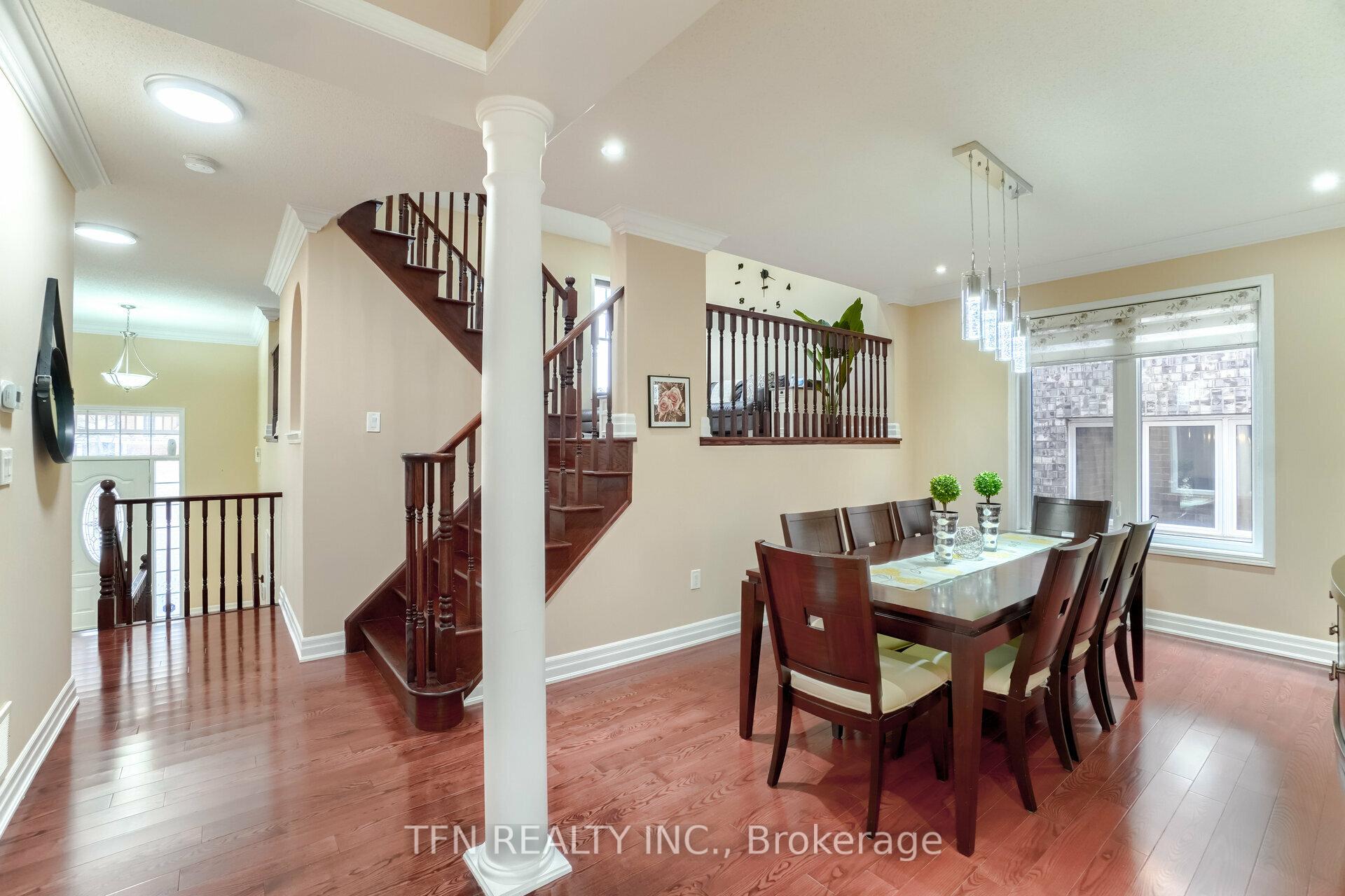 Photo 2 of 327 Pringle Avenue, Milton, Scott — HOMEH