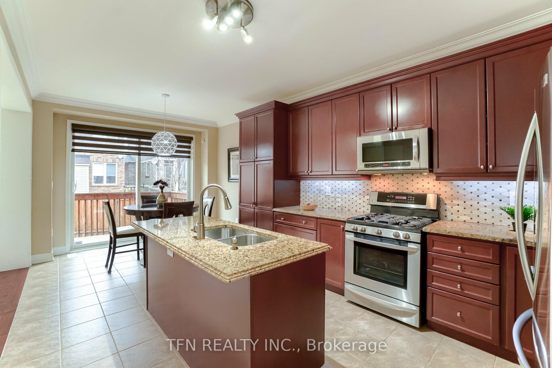Photo 9 of 327 Pringle Avenue, Milton, Scott — HOMEH