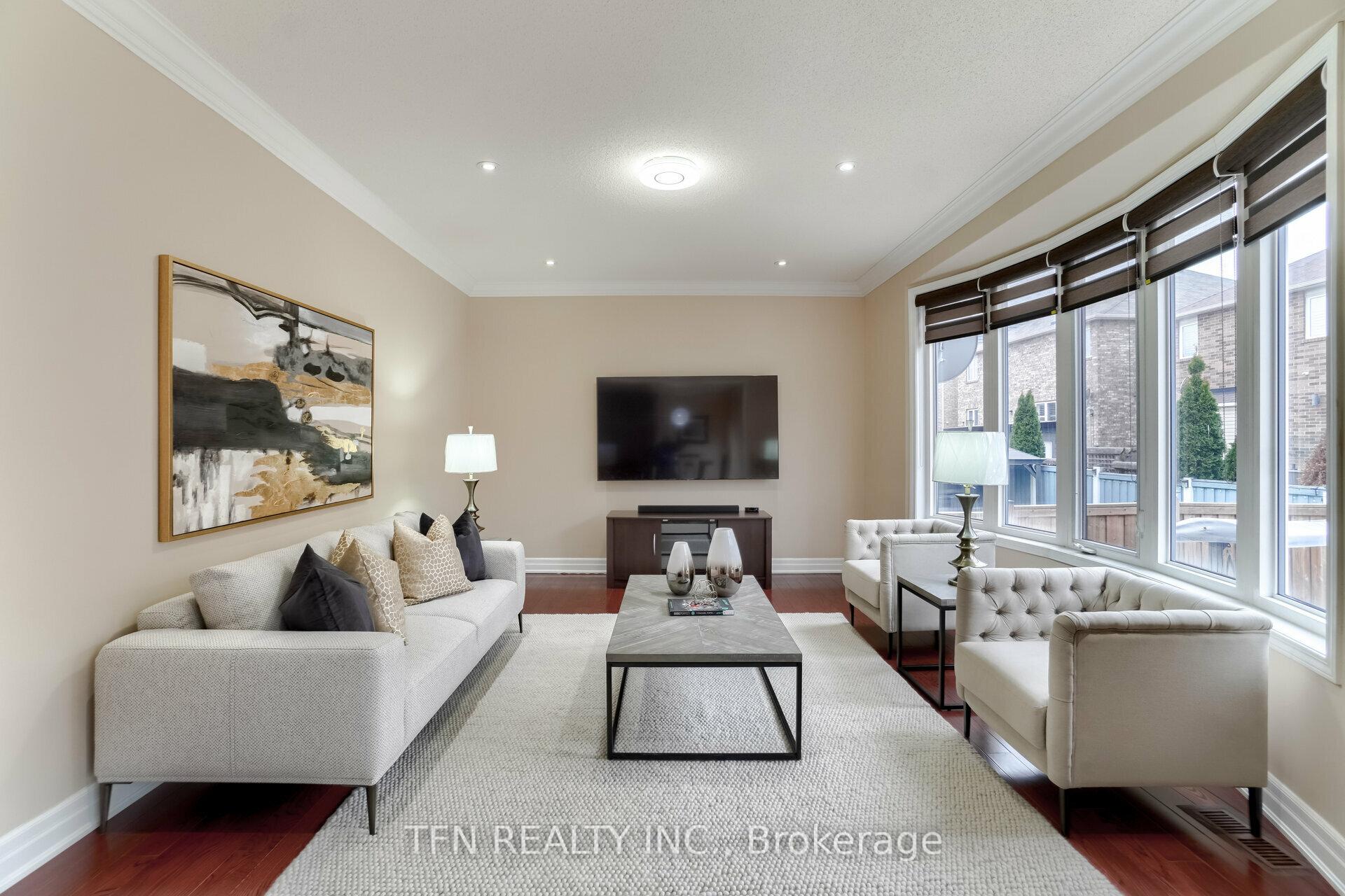 Photo 14 of 327 Pringle Avenue, Milton, Scott — HOMEH