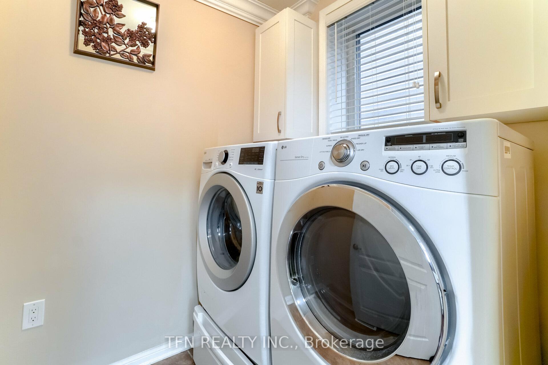 Photo 17 of 327 Pringle Avenue, Milton, Scott — HOMEH