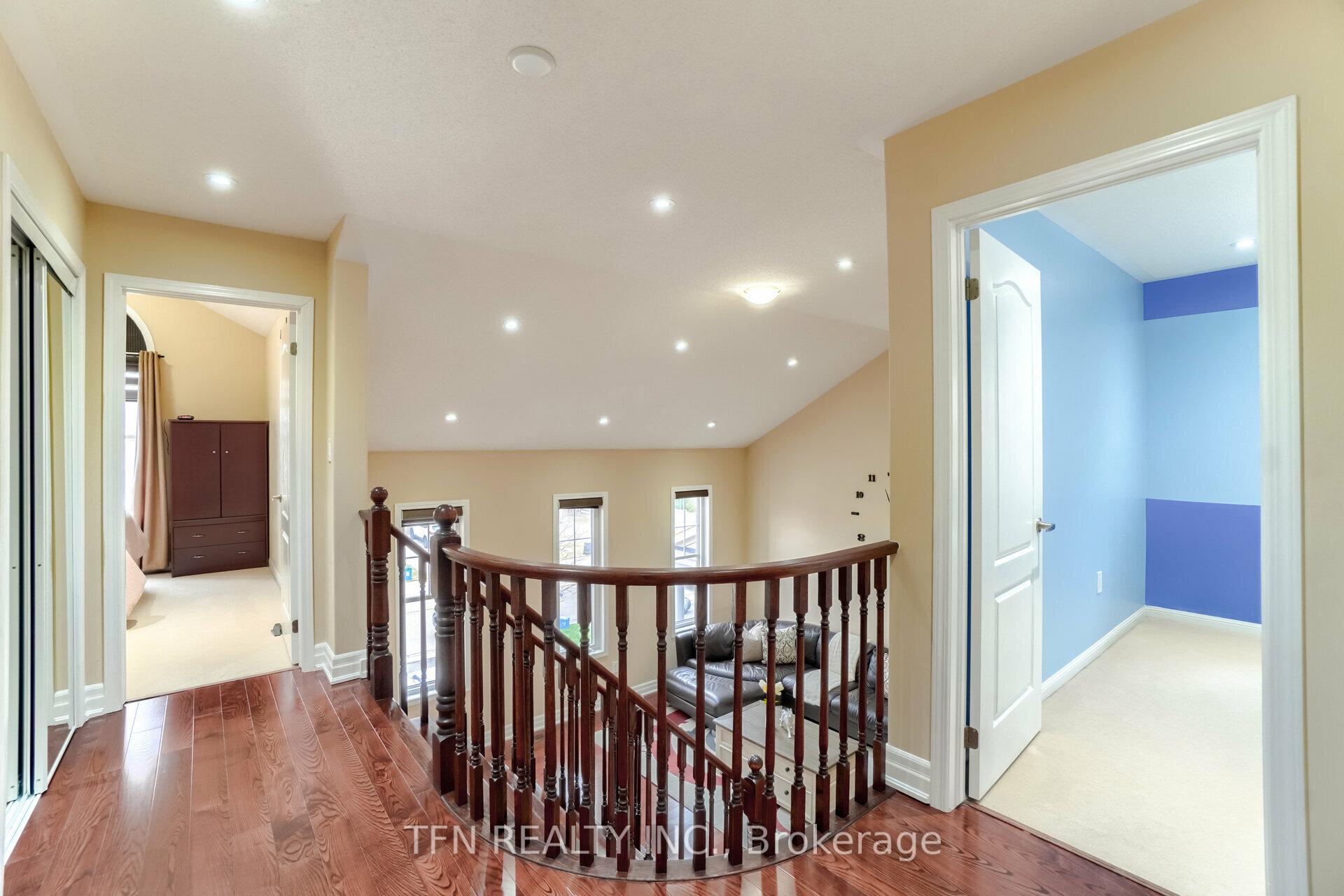 Photo 21 of 327 Pringle Avenue, Milton, Scott — HOMEH