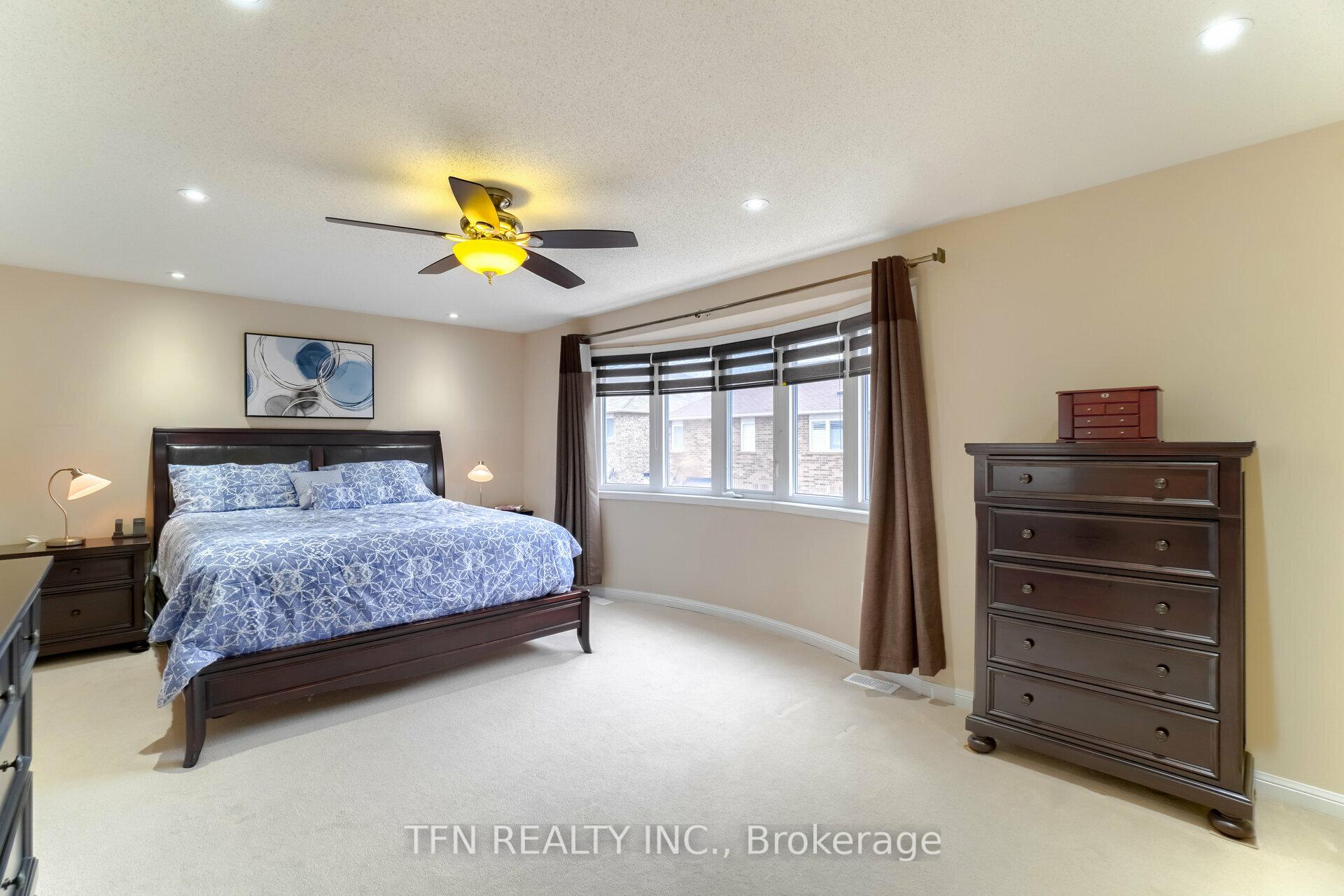 Photo 23 of 327 Pringle Avenue, Milton, Scott — HOMEH