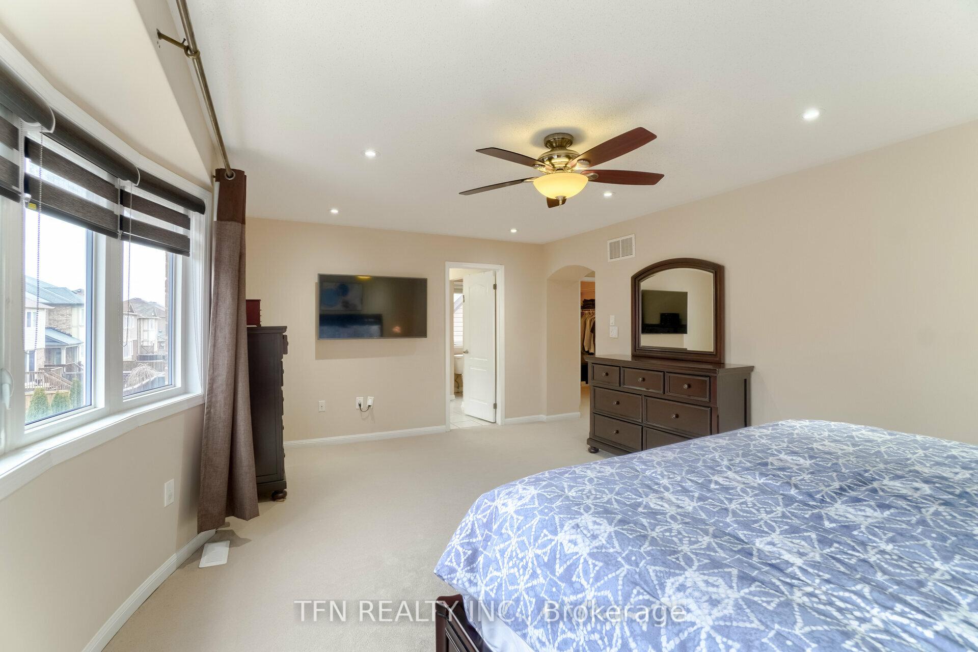 Photo 25 of 327 Pringle Avenue, Milton, Scott — HOMEH