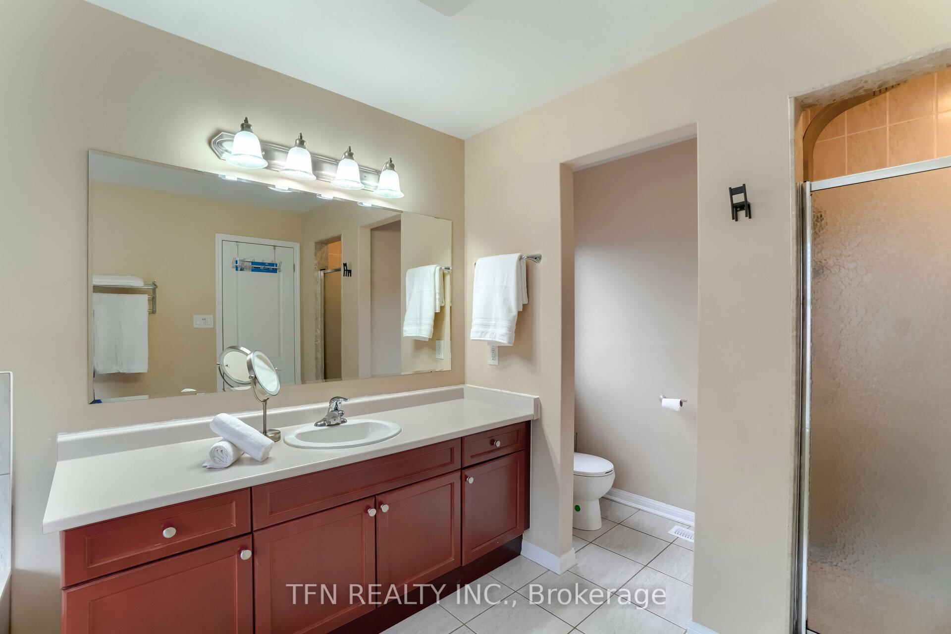 Photo 27 of 327 Pringle Avenue, Milton, Scott — HOMEH