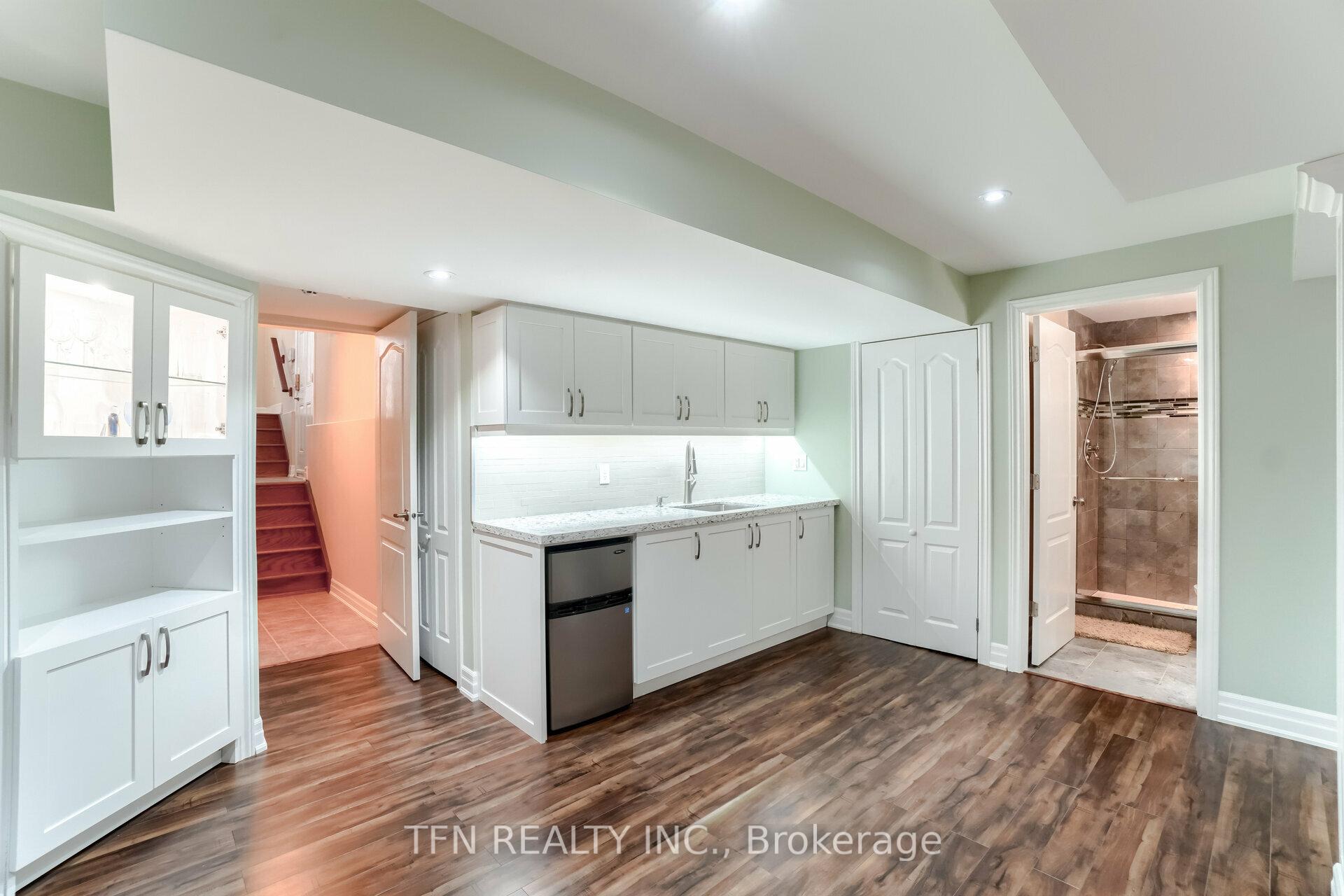 Photo 34 of 327 Pringle Avenue, Milton, Scott — HOMEH