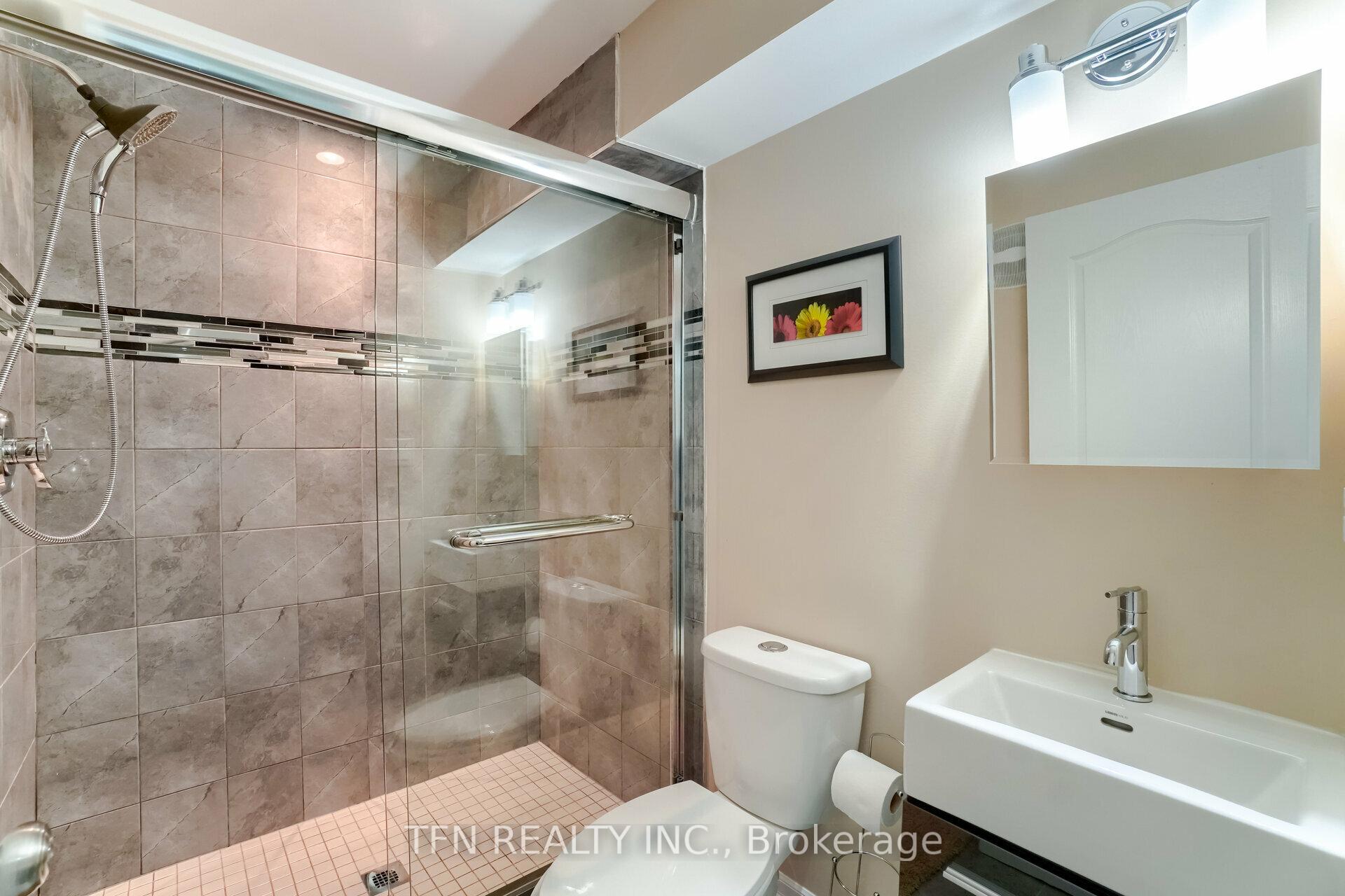 Photo 41 of 327 Pringle Avenue, Milton, Scott — HOMEH