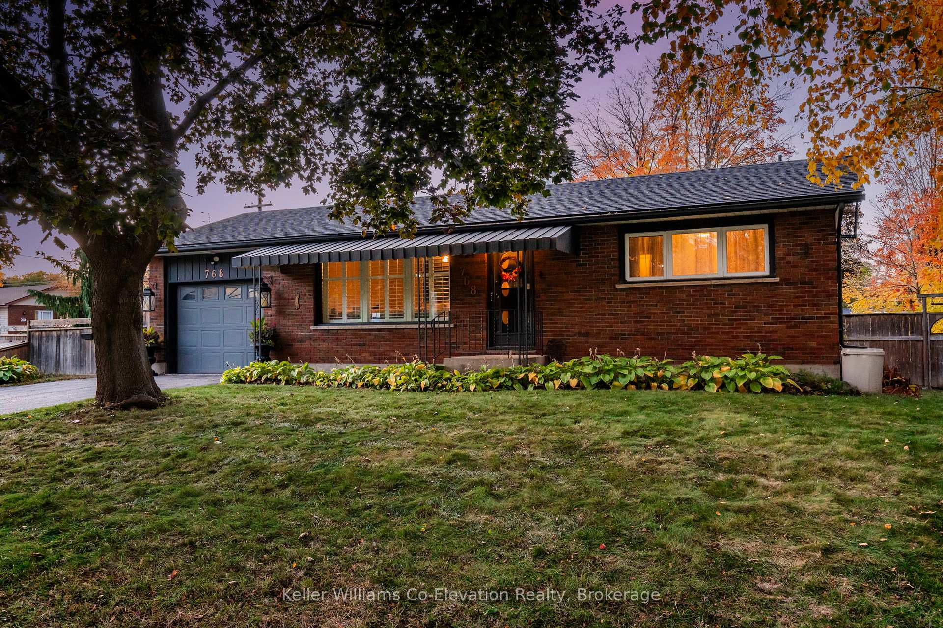 Photo 2 of 768 Bay Street, Midland — HOMEH