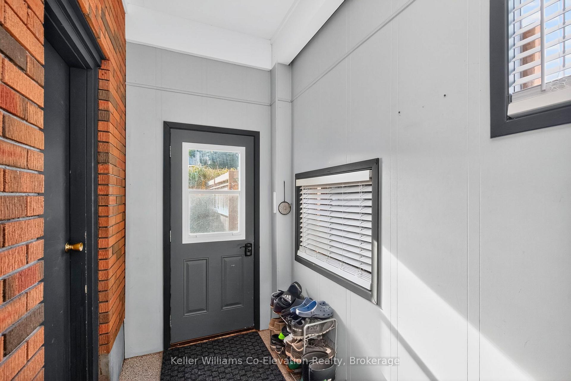 Photo 18 of 768 Bay Street, Midland — HOMEH