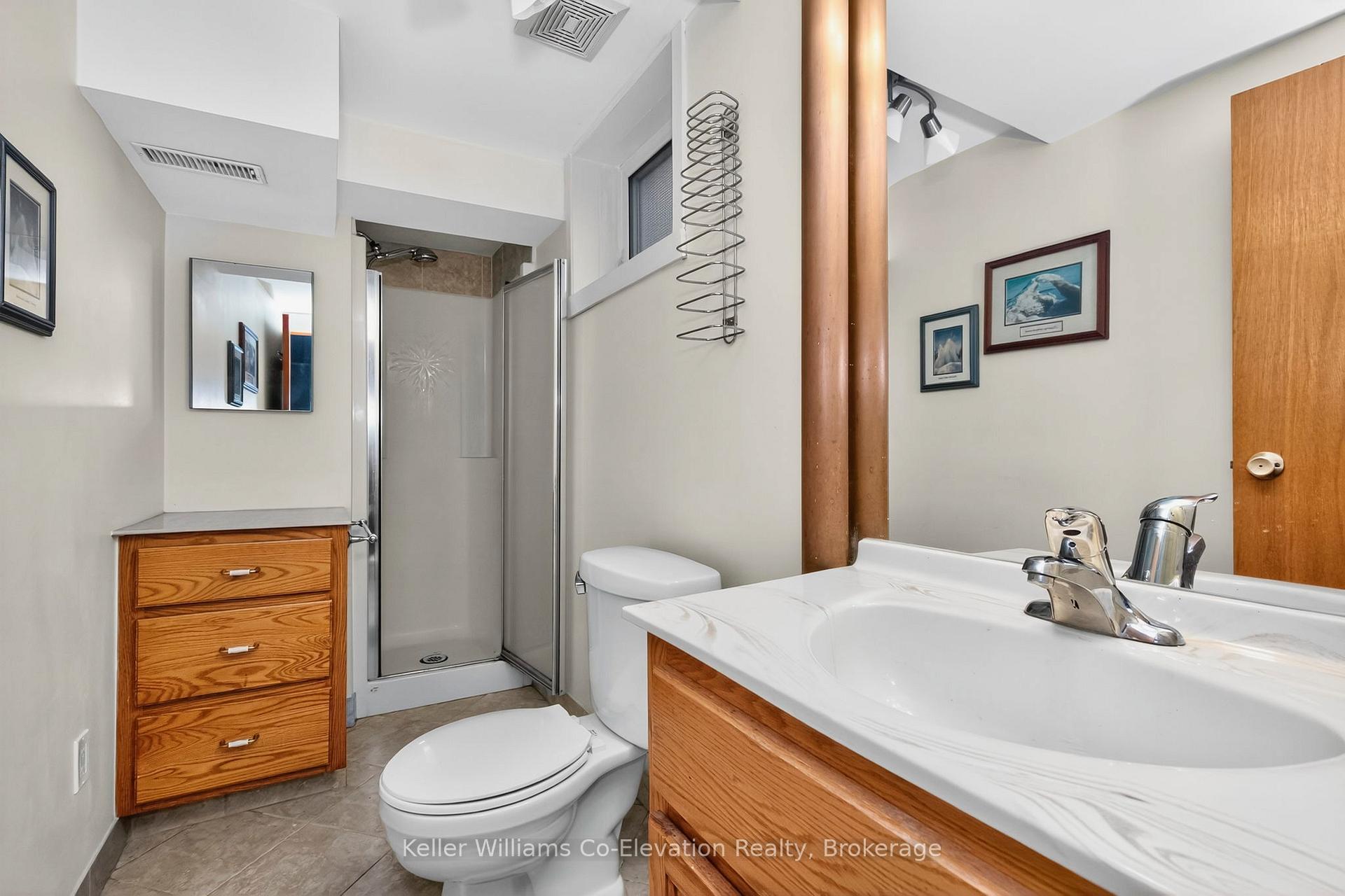 Photo 25 of 768 Bay Street, Midland — HOMEH