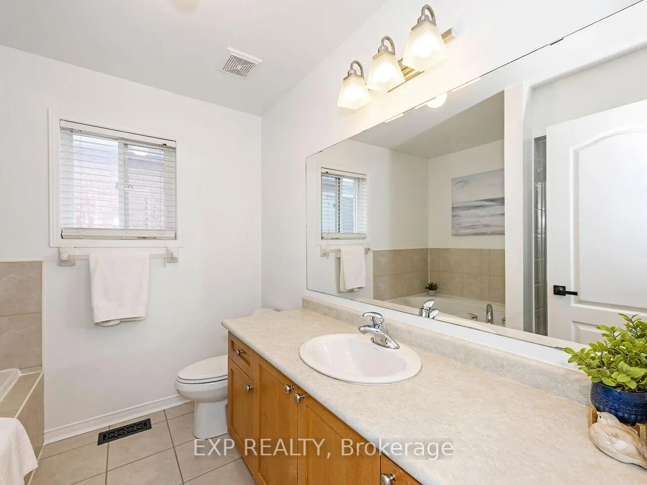 Photo 18 of 1183 Houston Drive, Milton, Clarke — HOMEH