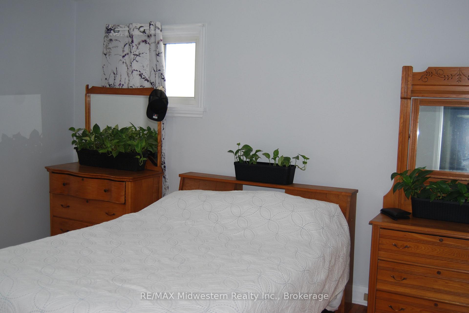 Photo 9 of 281 Elora Street S, Minto — HOMEH