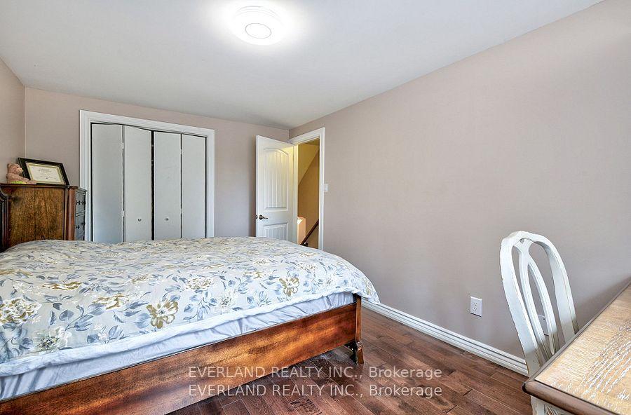 Photo 10 of 35 Ravengloss Drive, Markham, German Mills — HOMEH