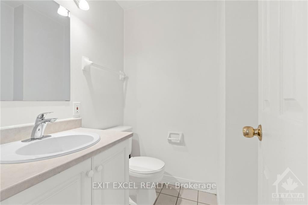 Photo 11 of Unit A, 1095 Normandy Crescent, Ottawa, Carleton Heights — HOMEH
