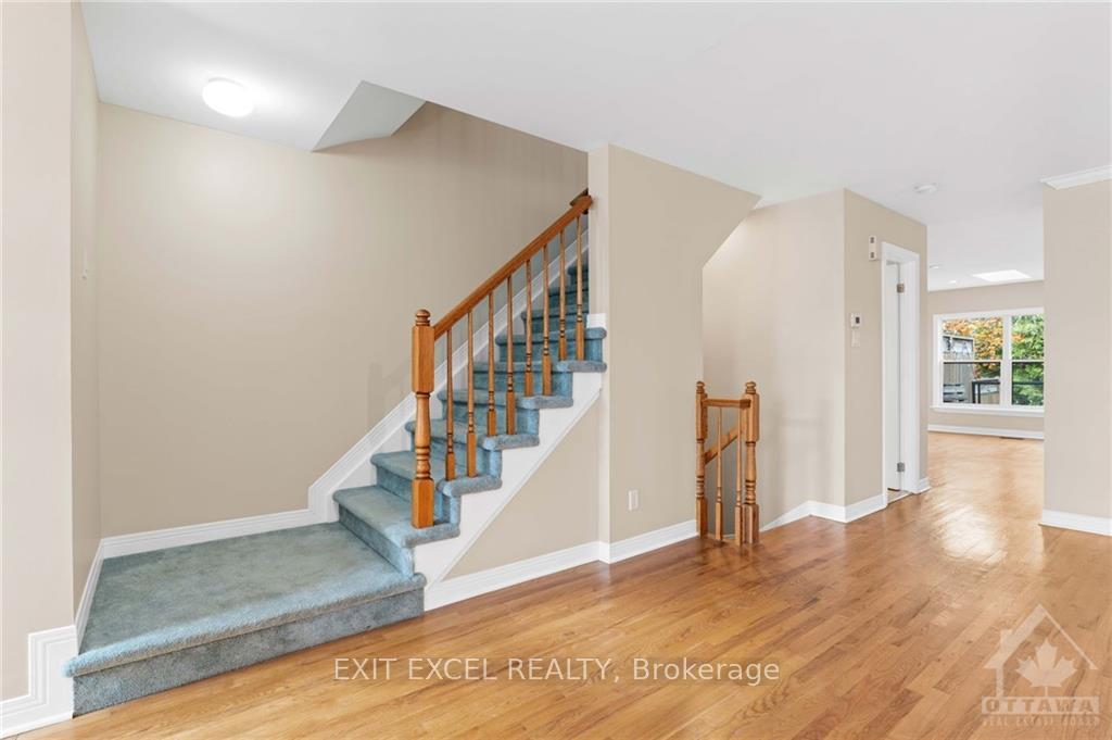 Photo 12 of Unit A, 1095 Normandy Crescent, Ottawa, Carleton Heights — HOMEH