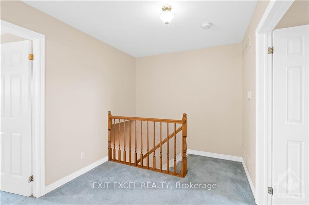 Photo 13 of Unit A, 1095 Normandy Crescent, Ottawa, Carleton Heights — HOMEH