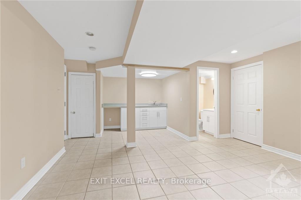 Photo 24 of Unit A, 1095 Normandy Crescent, Ottawa, Carleton Heights — HOMEH