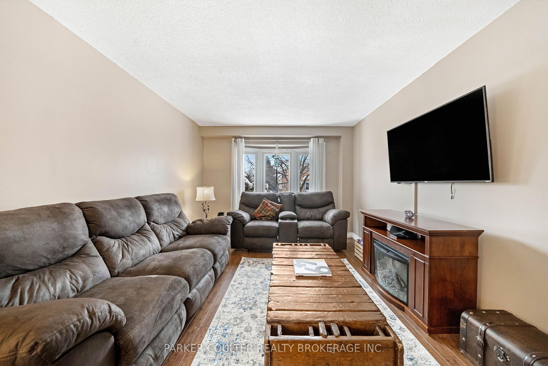 Photo 16 of 698 Candaras Street, Innisfil, Alcona — HOMEH