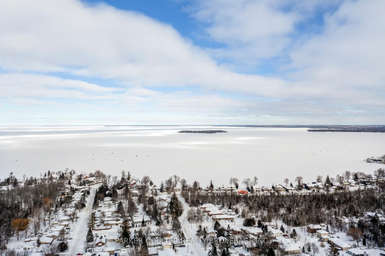 Photo 33 of 698 Candaras Street, Innisfil, Alcona — HOMEH