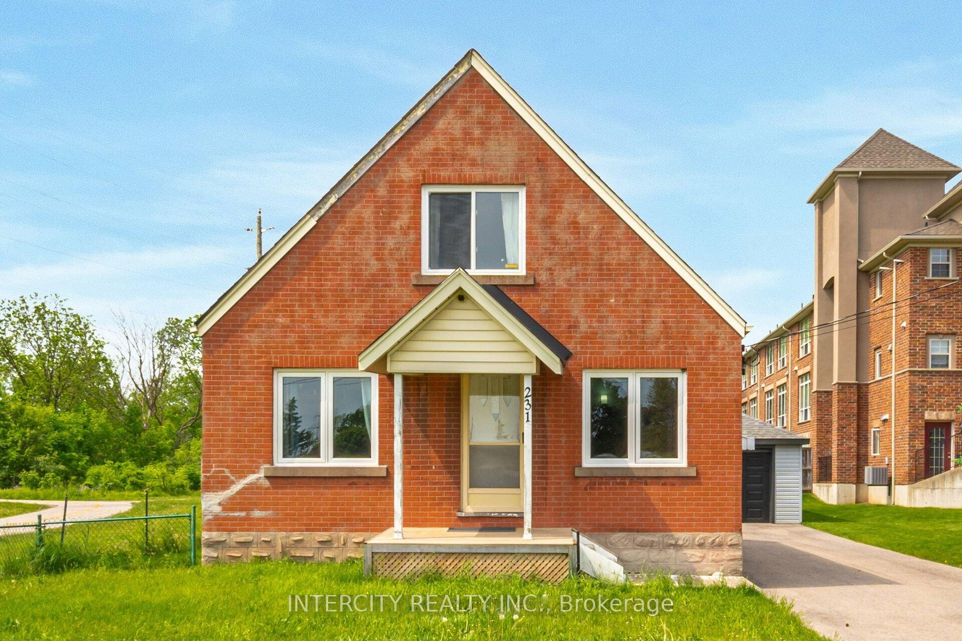 Photo 1 of 231 Lawrence Avenue, Kitchener — HOMEH