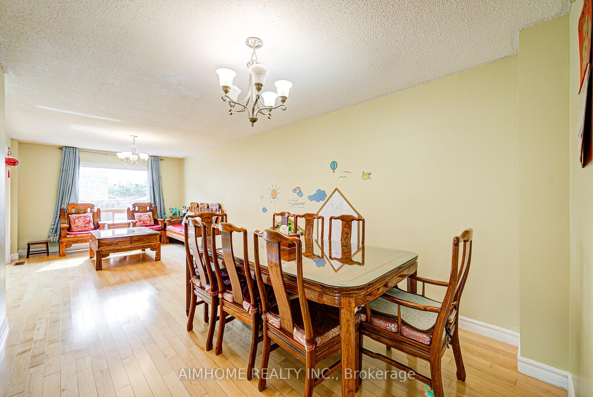 Photo 5 of 94 Northolt Crescent, Markham, Milliken Mills East — HOMEH