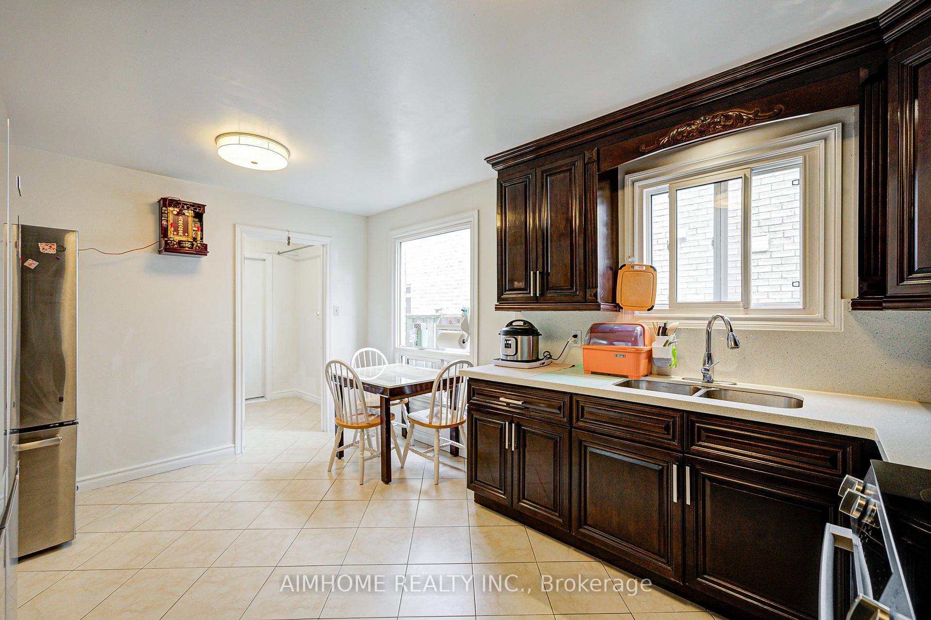 Photo 16 of 94 Northolt Crescent, Markham, Milliken Mills East — HOMEH