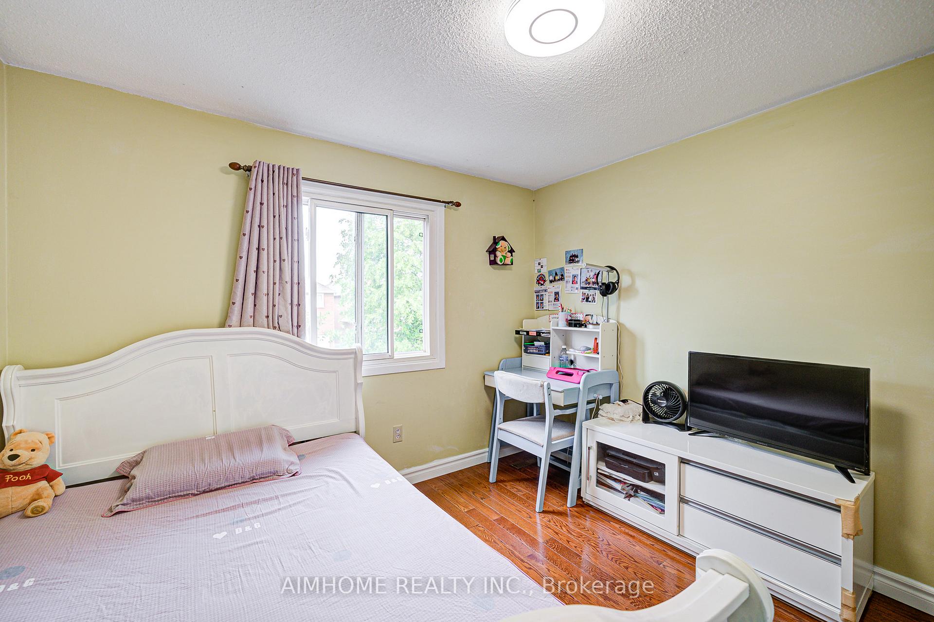 Photo 29 of 94 Northolt Crescent, Markham, Milliken Mills East — HOMEH