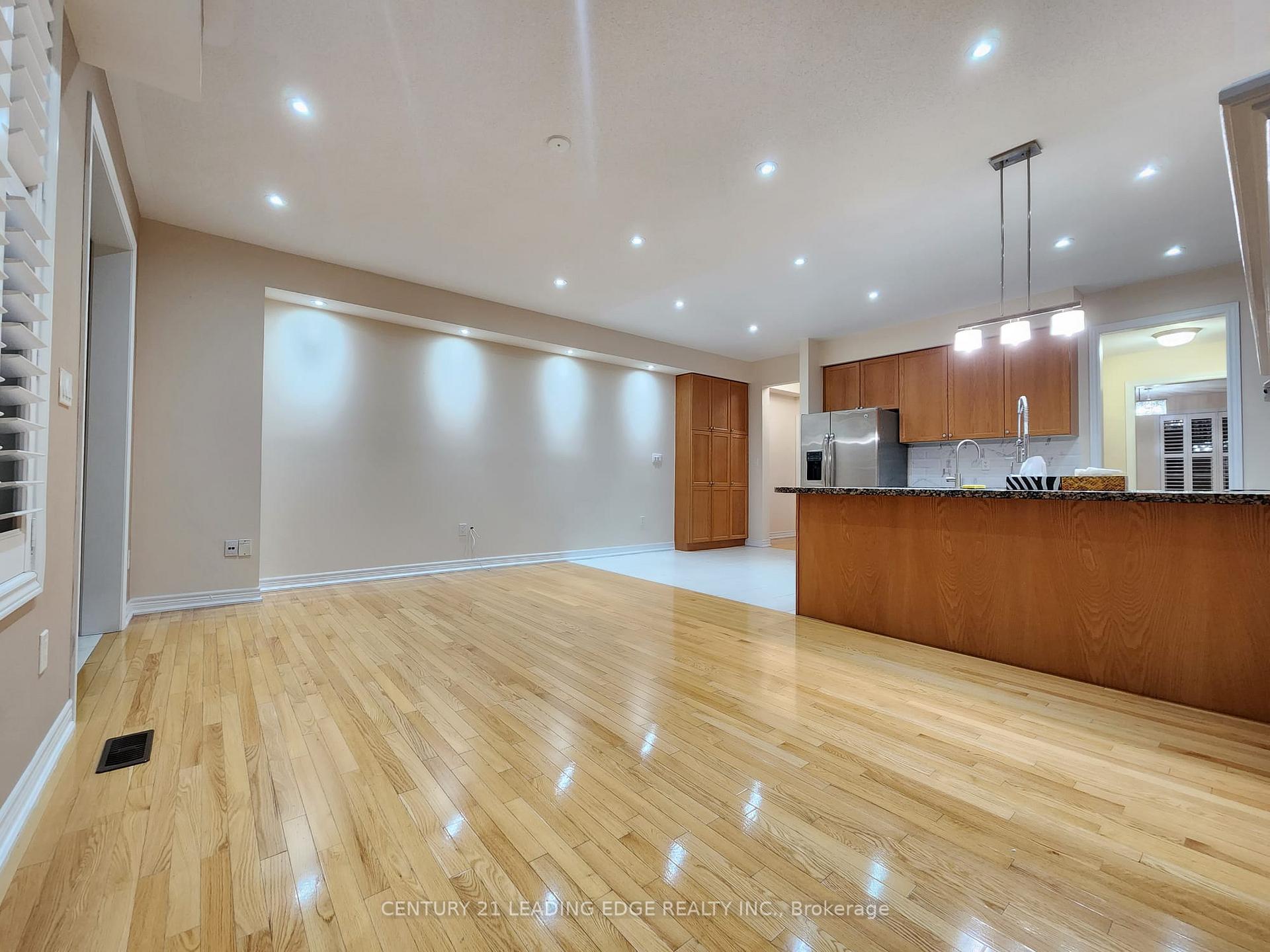 Photo 3 of 10504 Victoria Square Boulevard, Markham, Cathedraltown — HOMEH