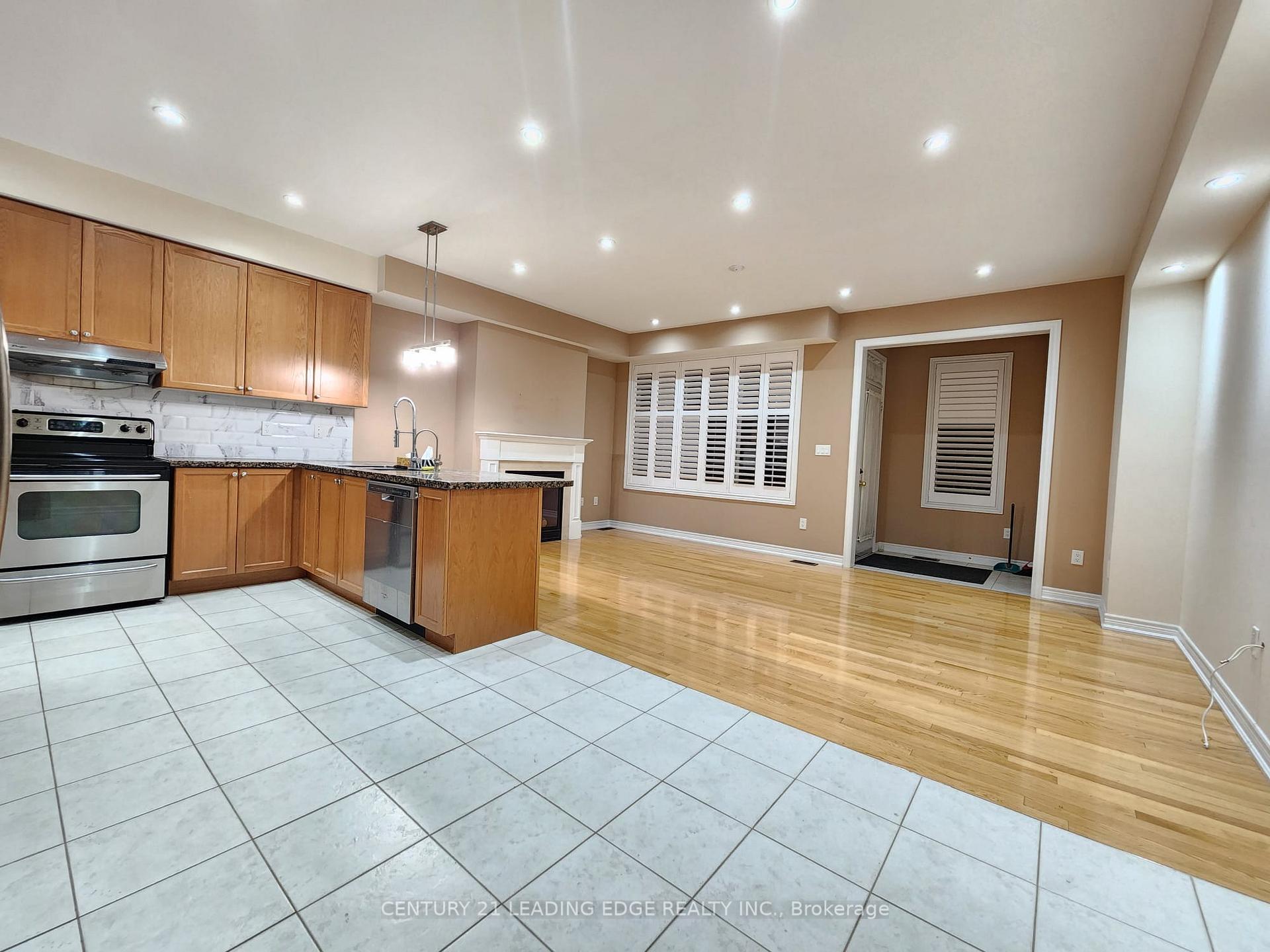 Photo 6 of 10504 Victoria Square Boulevard, Markham, Cathedraltown — HOMEH