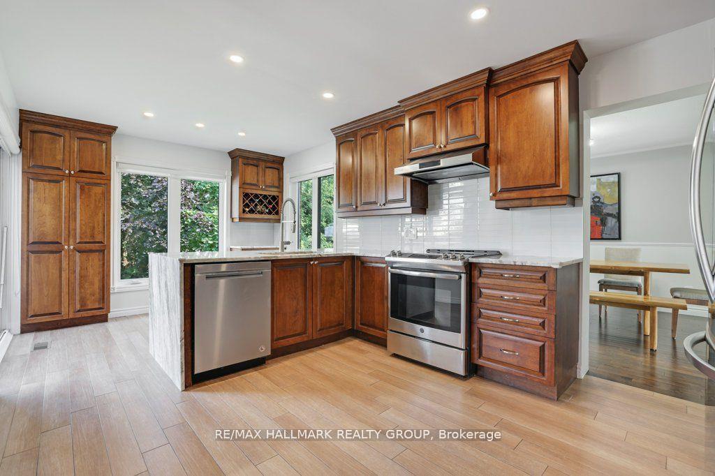 Photo 13 of 36 Drainie Drive, Ottawa, Kanata - Katimavik — HOMEH