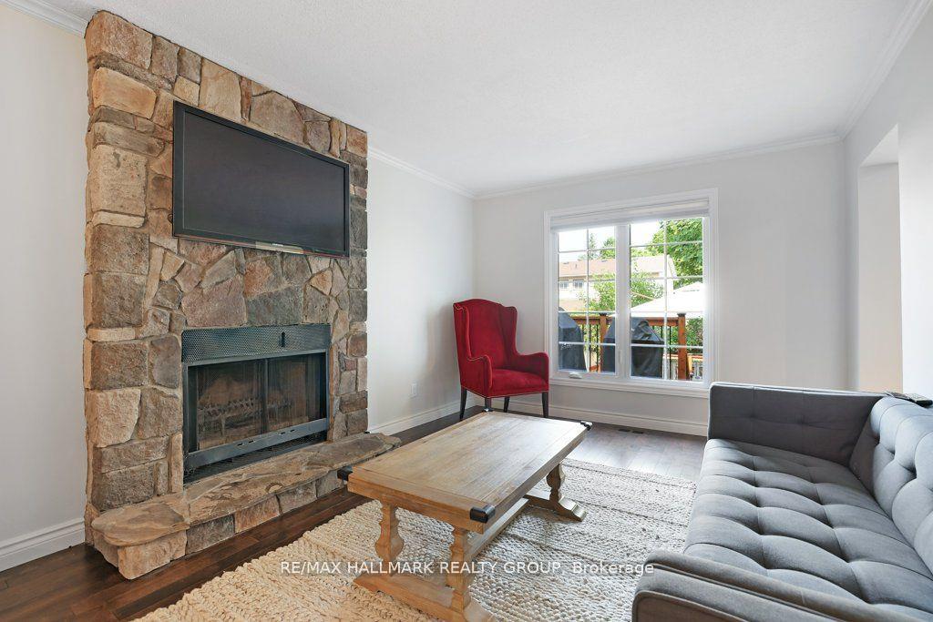 Photo 16 of 36 Drainie Drive, Ottawa, Kanata - Katimavik — HOMEH