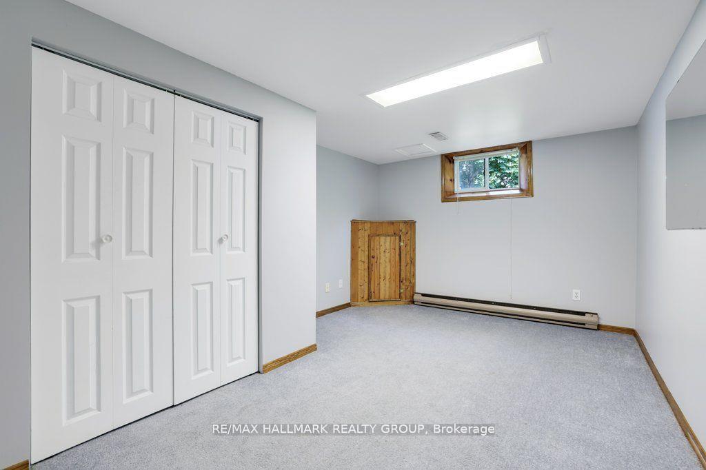 Photo 31 of 36 Drainie Drive, Ottawa, Kanata - Katimavik — HOMEH