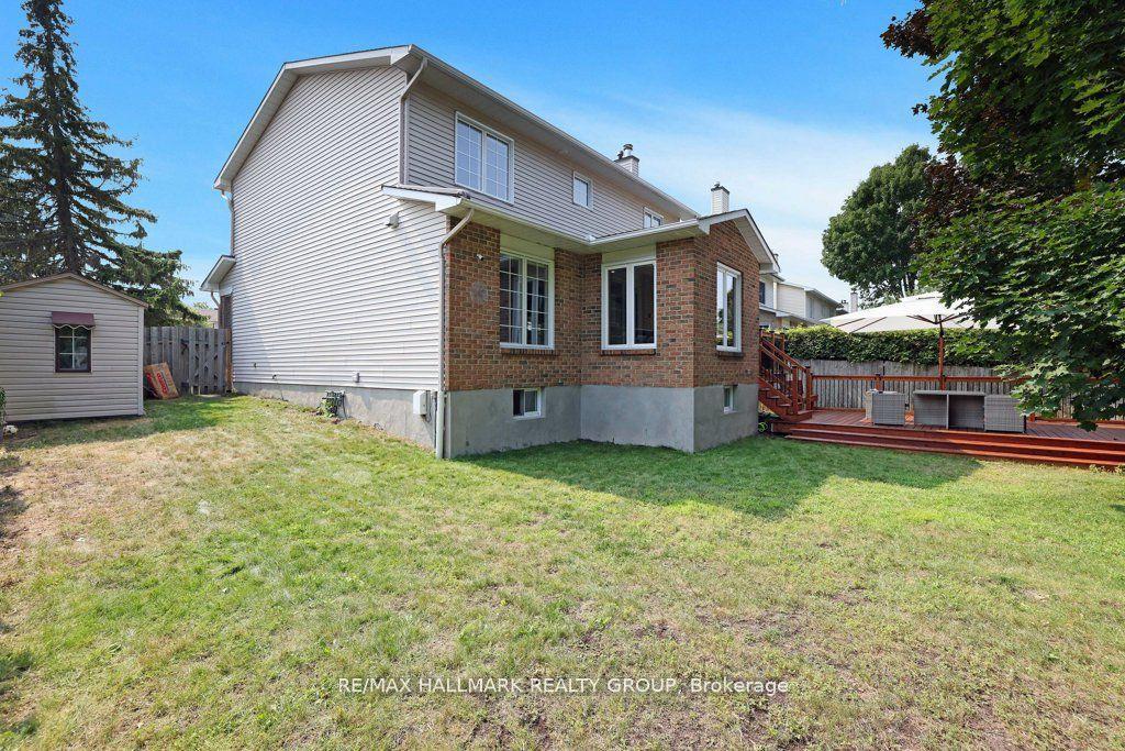 Photo 38 of 36 Drainie Drive, Ottawa, Kanata - Katimavik — HOMEH