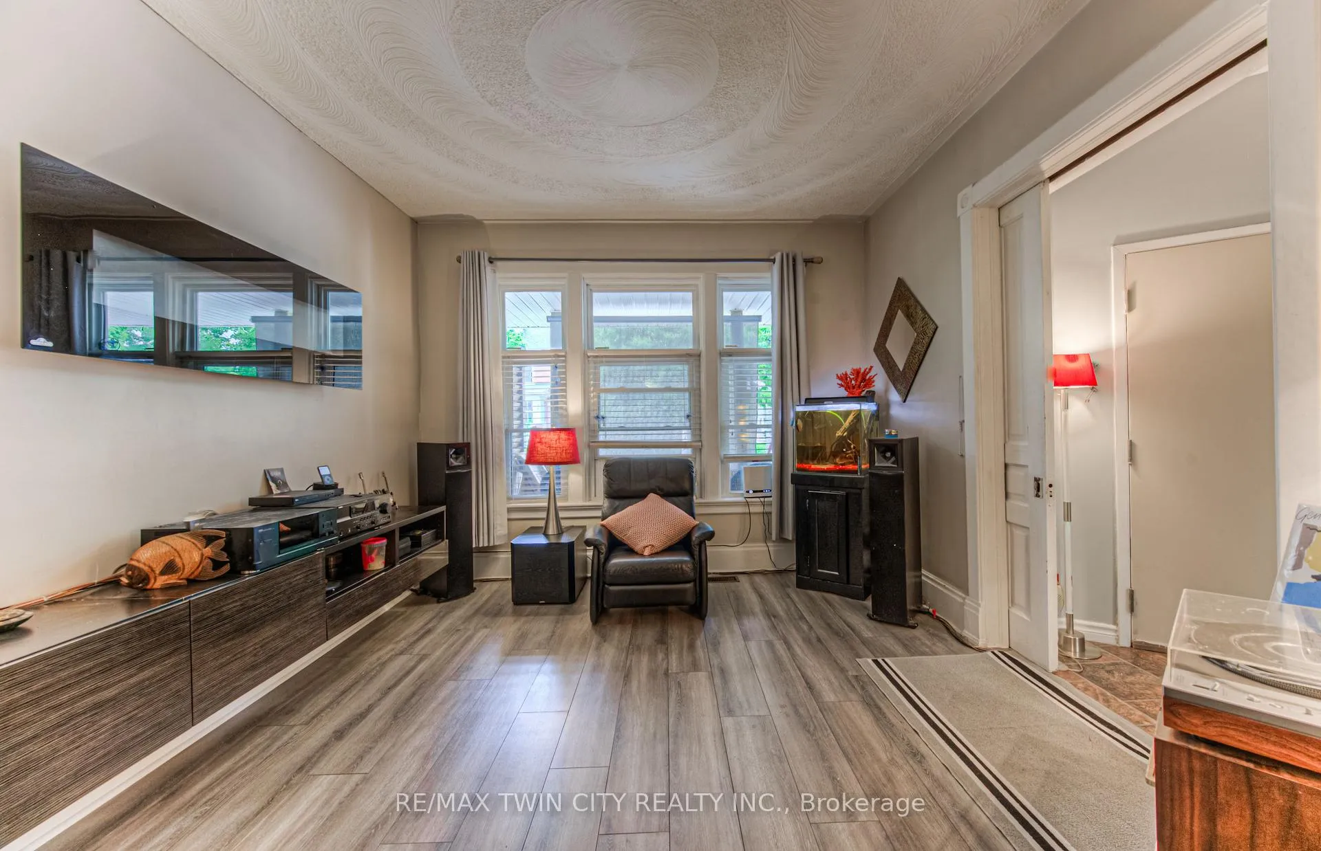 Photo 6 of 45 Brubacher Street, Kitchener — HOMEH