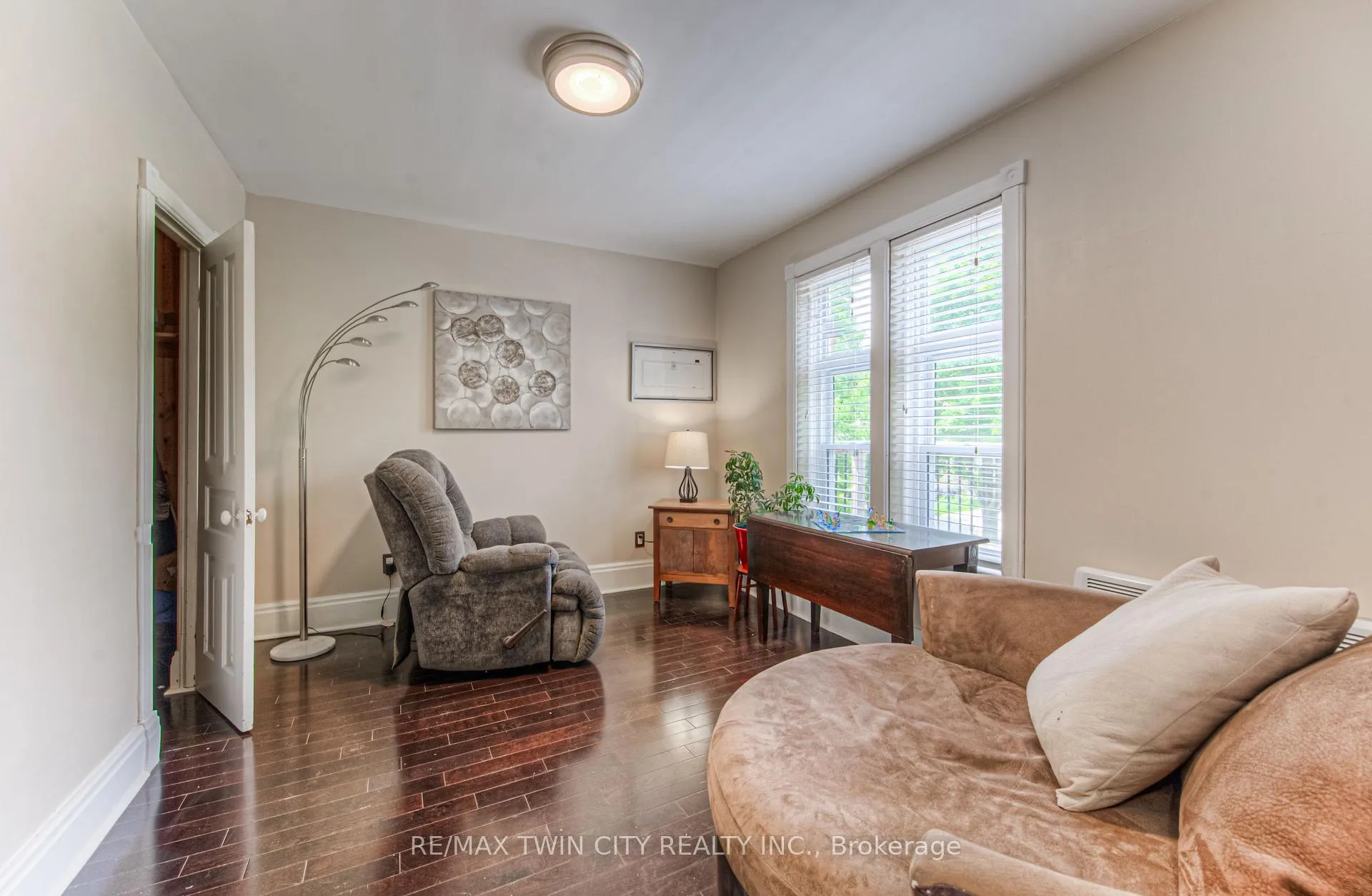 Photo 18 of 45 Brubacher Street, Kitchener — HOMEH