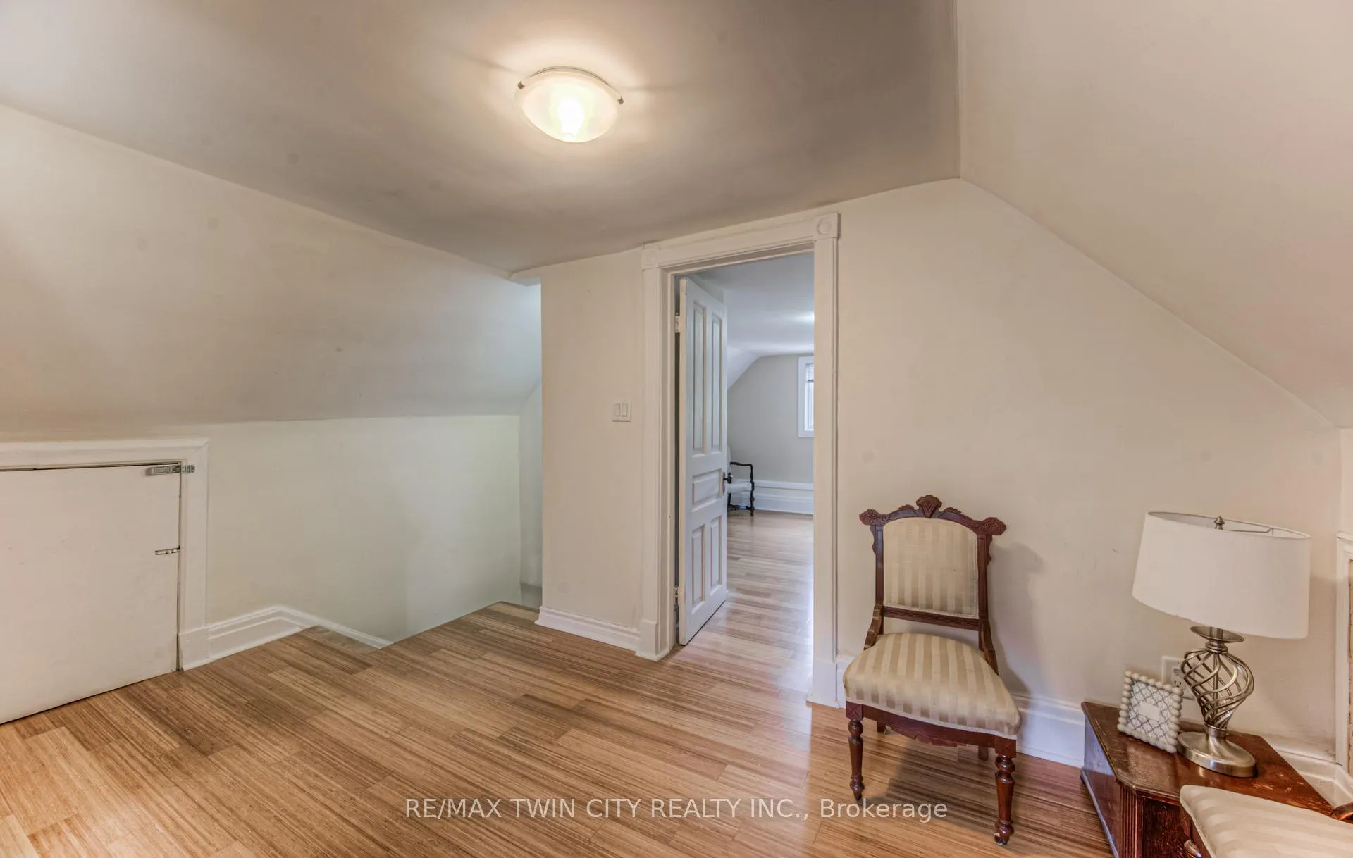 Photo 22 of 45 Brubacher Street, Kitchener — HOMEH