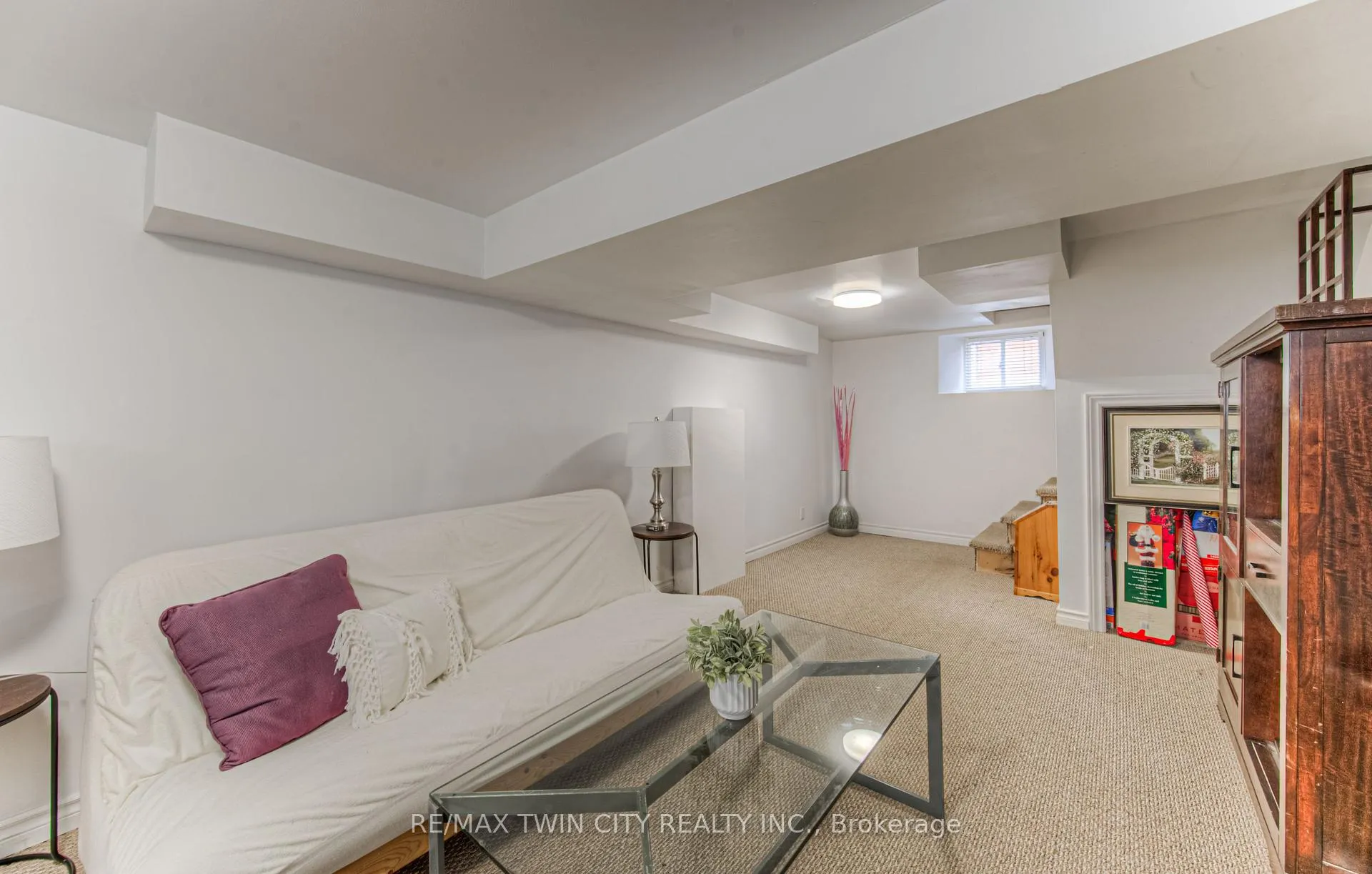 Photo 26 of 45 Brubacher Street, Kitchener — HOMEH