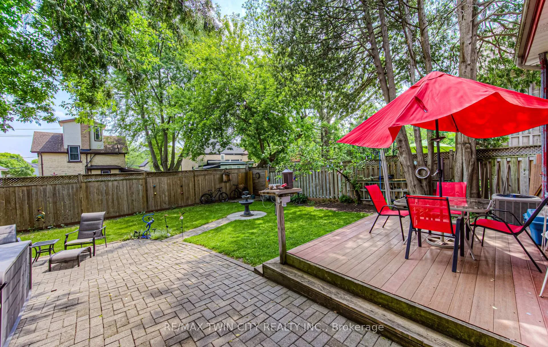 Photo 30 of 45 Brubacher Street, Kitchener — HOMEH
